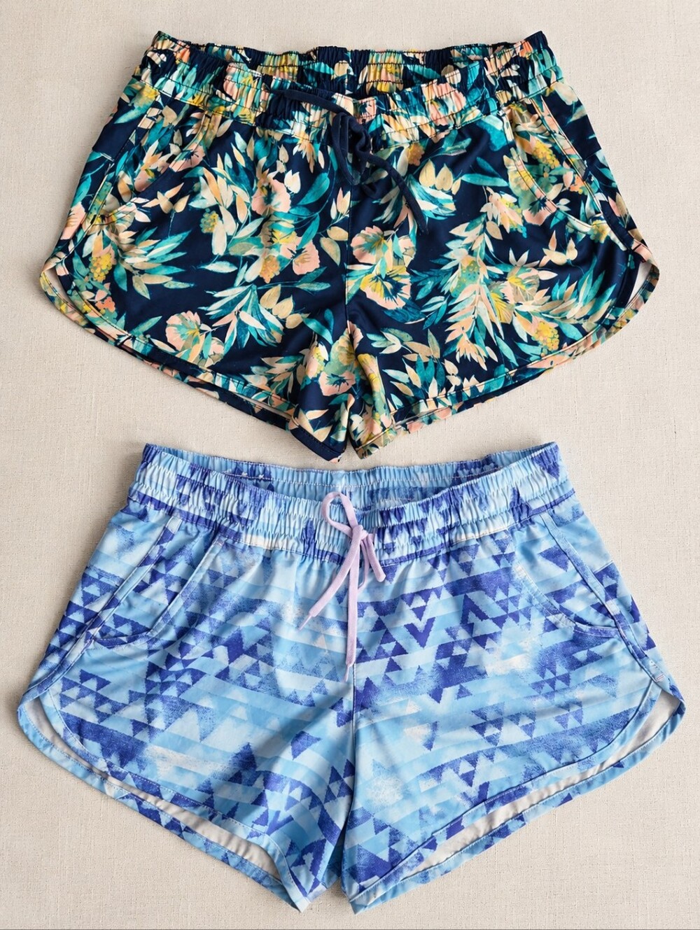 Columbia Women’s Floral & Geometric Omni-Shade Shorts Size M